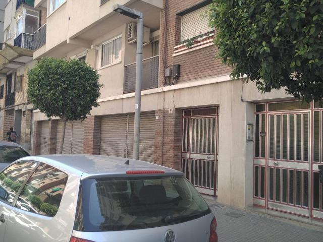 compañerismo Productivo Gallina Vivienda , Piso en venta en Barcelona desde 90.000€ - Servihabitat