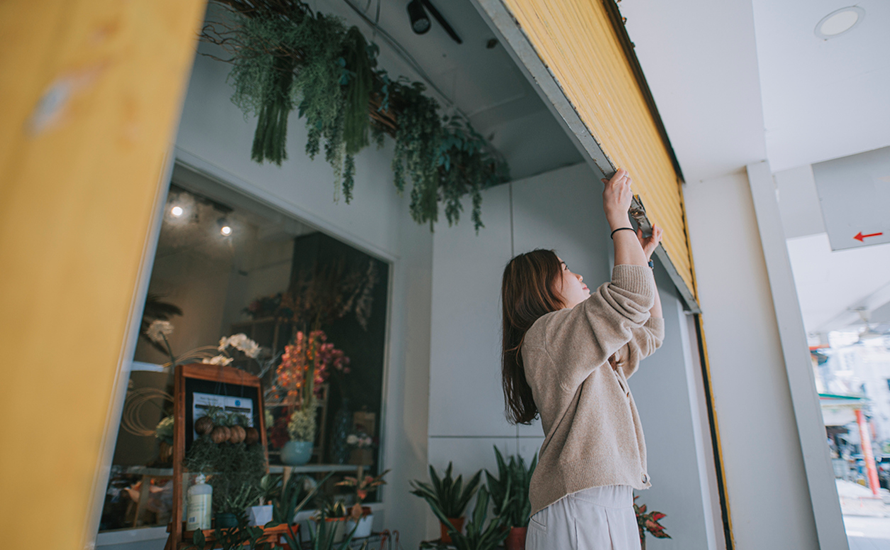 Guía paso a paso: cómo abrir un local comercial desde cero y qué licencias necesito